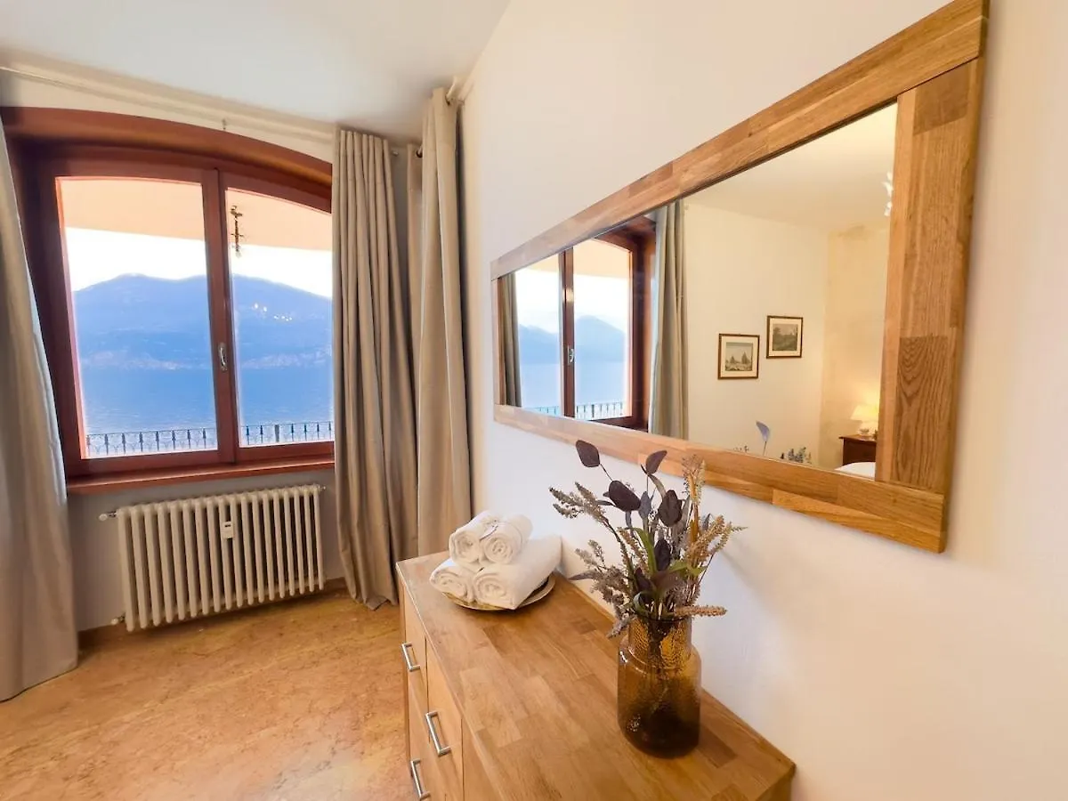 Villa Esmeralda Beths House ブレンゾーネ