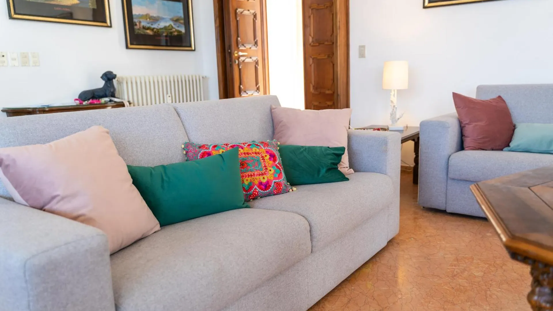 Villa Esmeralda Beths House ブレンゾーネ イタリア